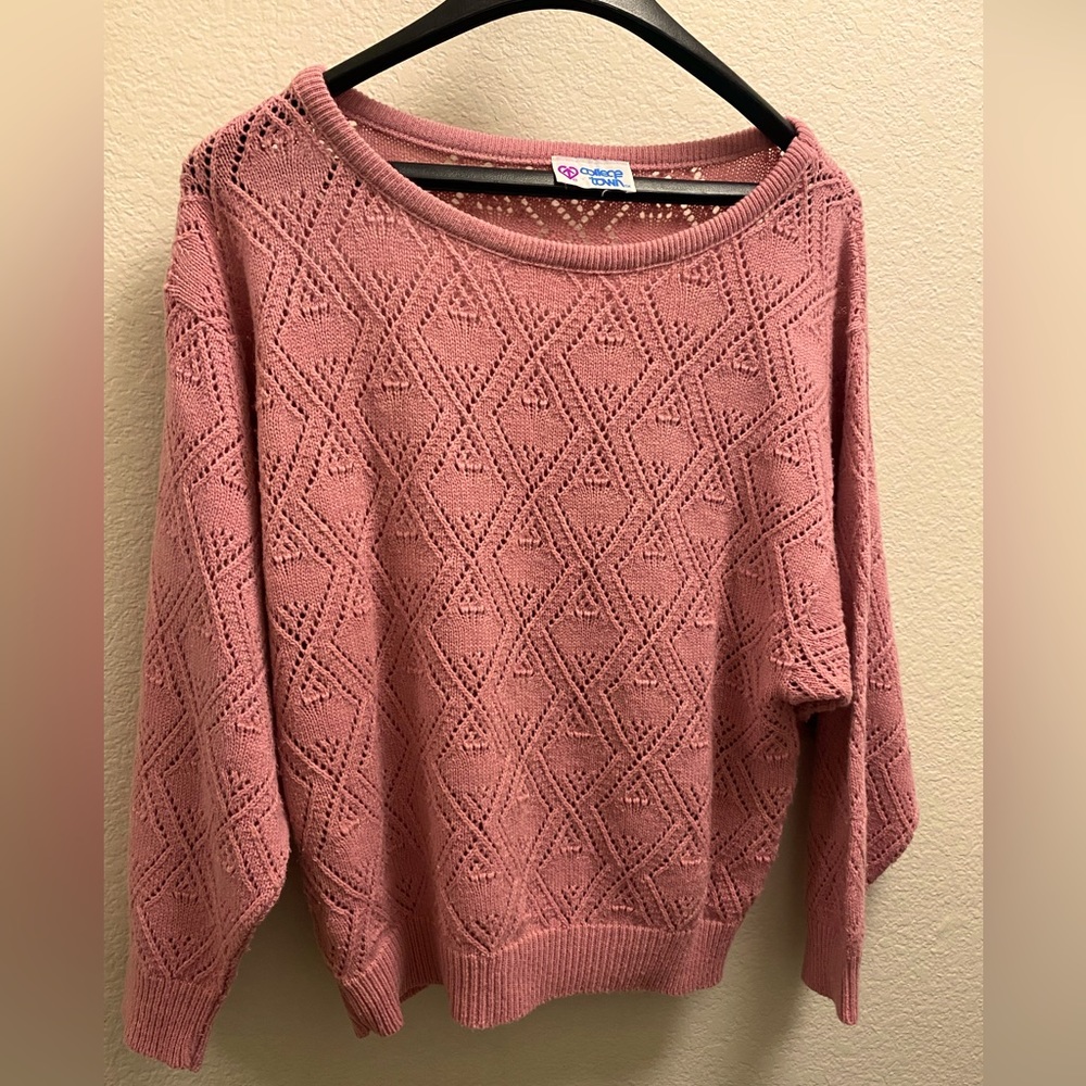 College Town Mauve Pink Sweater True Vintage 80’s/90’s Ladies size Small